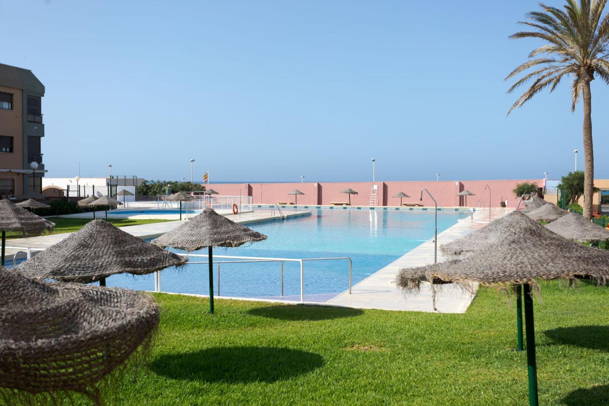 Bajo Primera Linea Playa, Retamar, Cabo De Gata, Wifi Ретамар Екстериор снимка