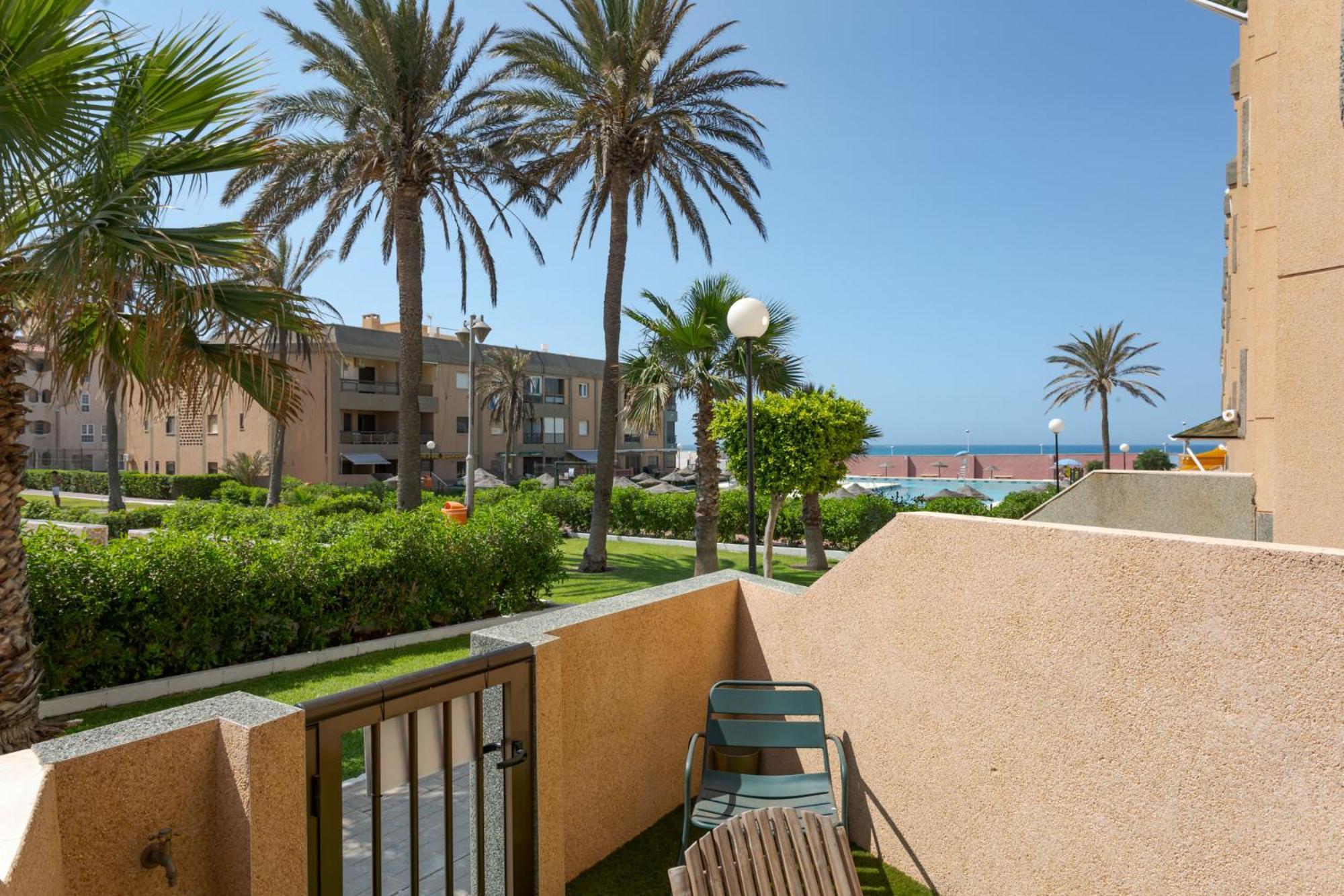 Bajo Primera Linea Playa, Retamar, Cabo De Gata, Wifi Ретамар Екстериор снимка